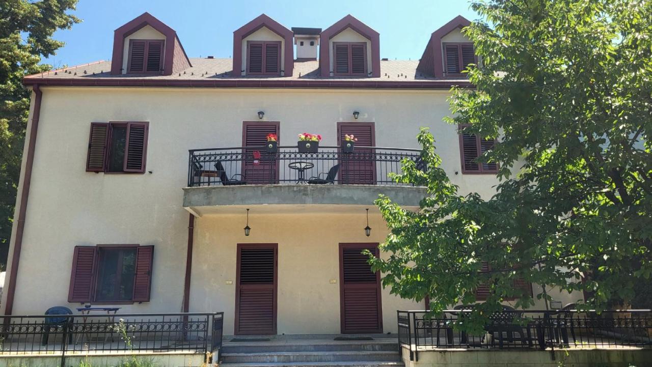 Apartman Popovic Cetinje Apartment Exterior photo